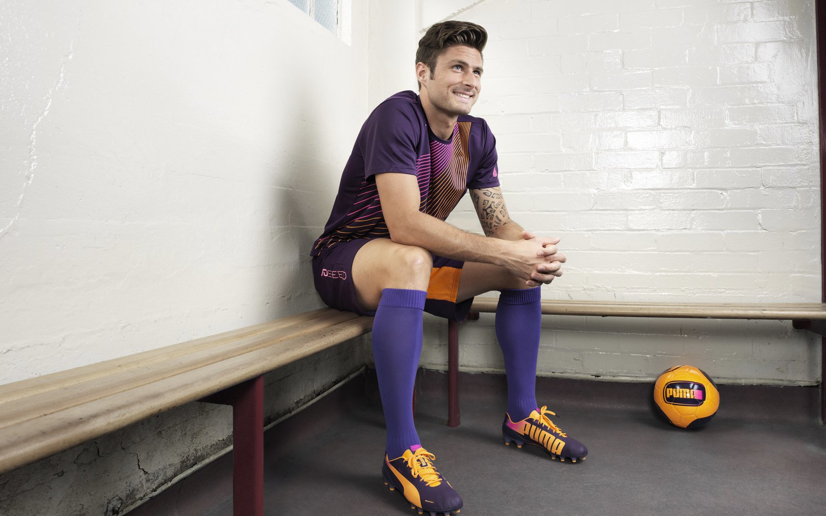 开云·体育官方网站入口-体育精神：篮球场上感人瞬间集锦，篮球场上经典语录